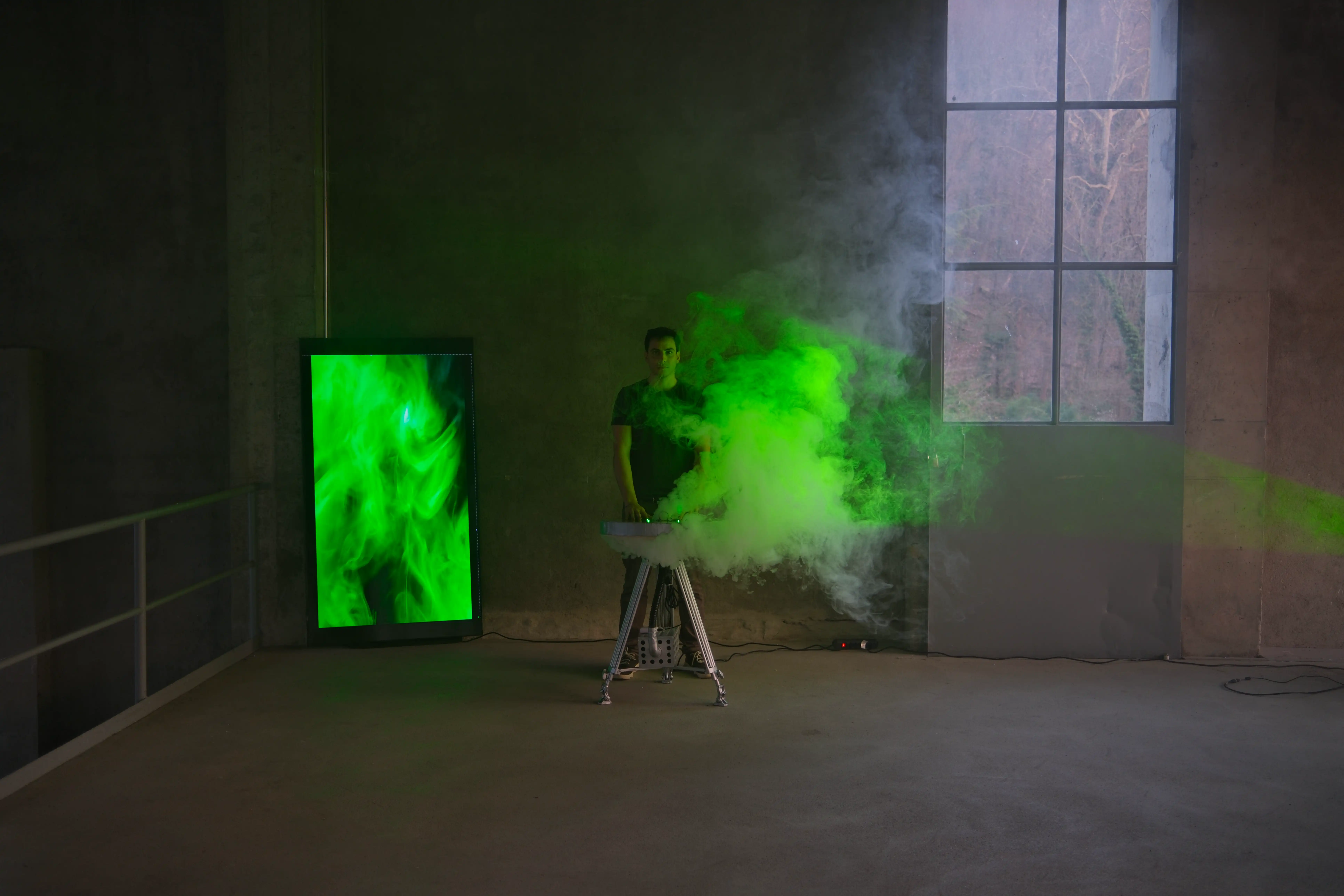 Modern Séancé image